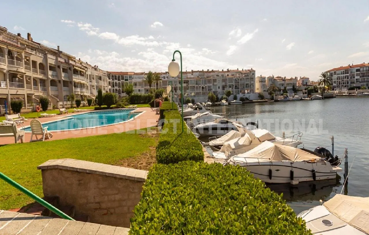 1005 Apartamento Con Vistas Al Lago San Maurici By Homeselectspain Empuriabrava