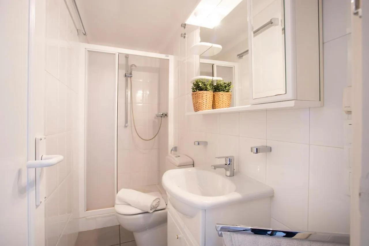 אמפוריבראבה 1005 Apartamento Con Vistas Al Lago San Maurici By Homeselectspain דירה