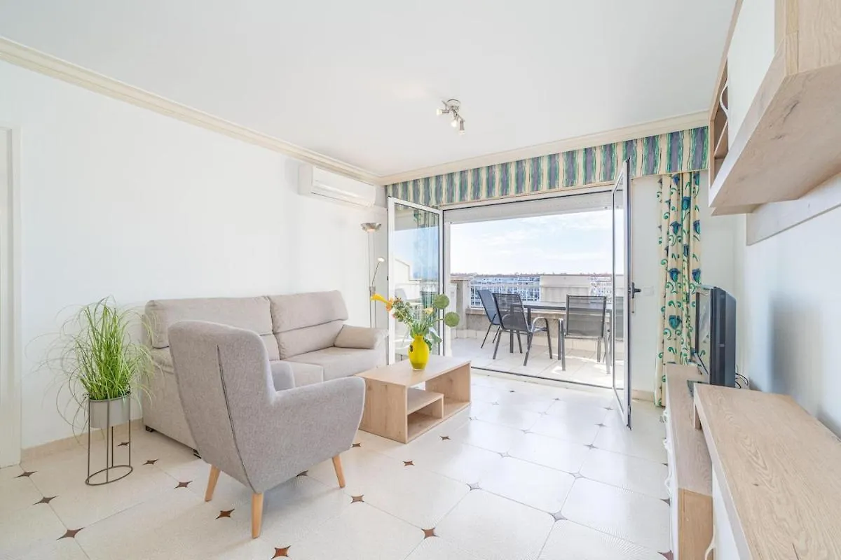 אמפוריבראבה 1005 Apartamento Con Vistas Al Lago San Maurici By Homeselectspain