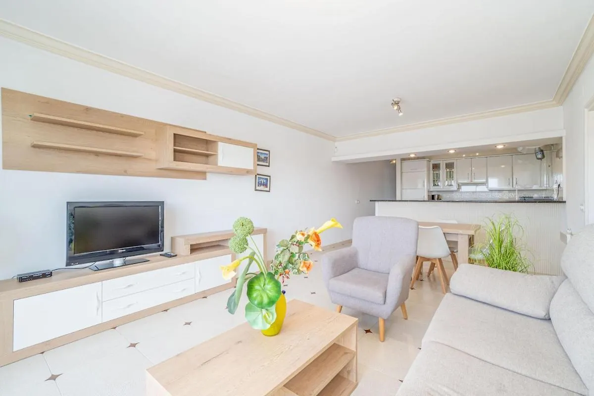 Apartment 1005 Apartamento Con Vistas Al Lago San Maurici By Homeselectspain Empuriabrava